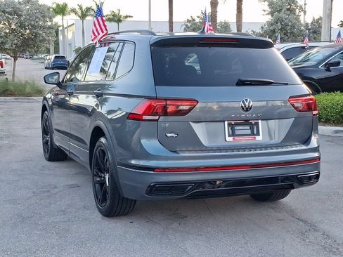 Used 2024 Volkswagen Tiguan SE R-Line FWD image 4