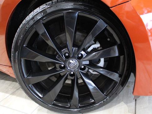 Used 2021 Nissan Maxima SR w/ Sport Mat Group FWD image 14