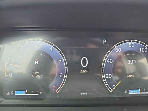 New 2025 Jeep Grand Cherokee Altitude image 21