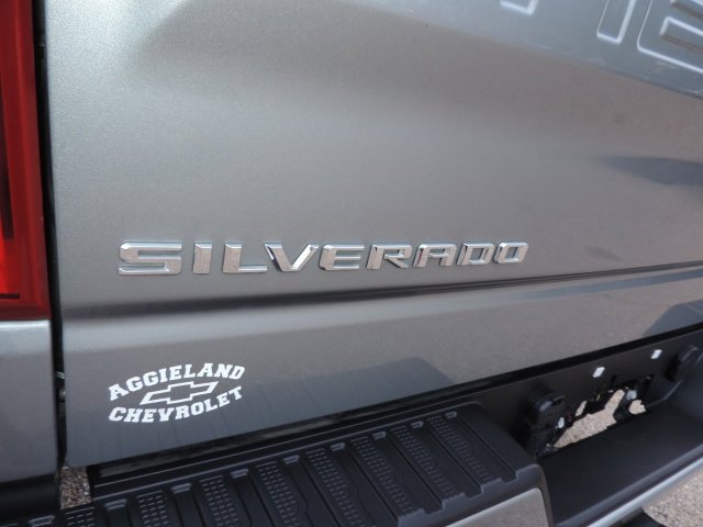 Certified 2026 Chevrolet Silverado 1500 RST w/ RST Select Package RWD image 14