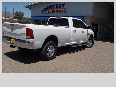 Used 2015 RAM 3500 SLT AWD/4WD image 6