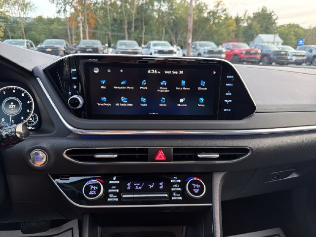 Used 2023 Hyundai Sonata Limited FWD image 17