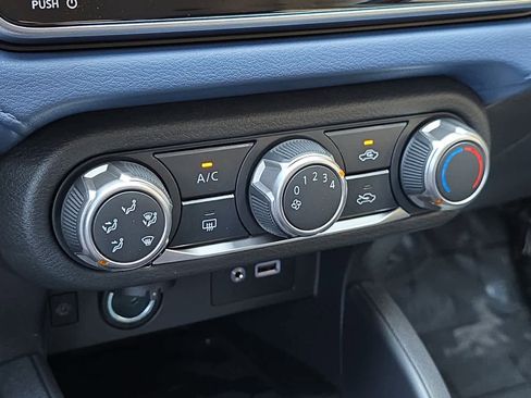 New 2025 Nissan Versa SV w/ Trunk Package image 19