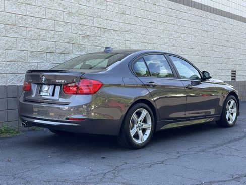 Used 2013 BMW 328i xDrive Sedan AWD/4WD image 3