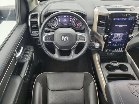 Used 2022 RAM 1500 Laramie RWD image 15