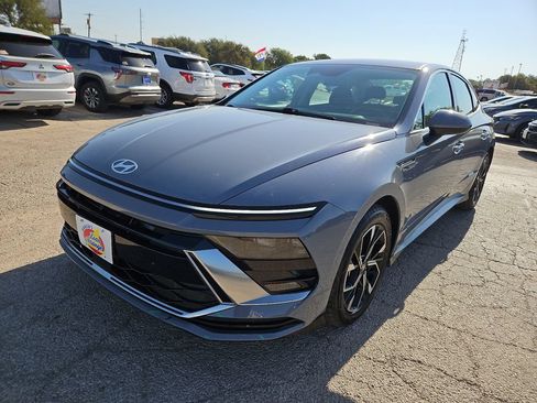Used 2024 Hyundai Sonata SEL FWD image 4