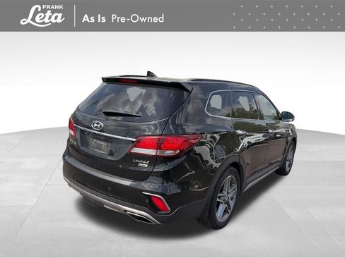 Used 2017 Hyundai Santa Fe Limited FWD image 5