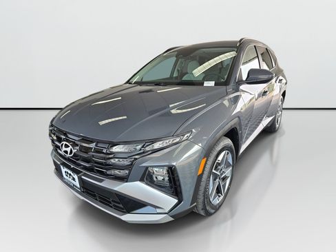 Used 2025 Hyundai Tucson SEL FWD image 7
