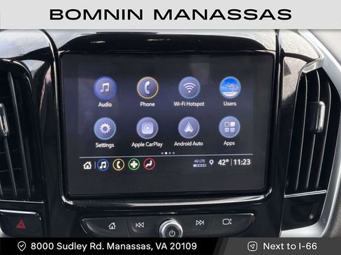 Used 2023 Chevrolet Traverse LT image 17