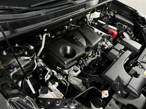 Certified 2024 Toyota RAV4 XLE FWD image 10