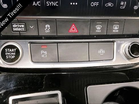 Certified 2021 Audi Q8 Premium Plus AWD/4WD image 19