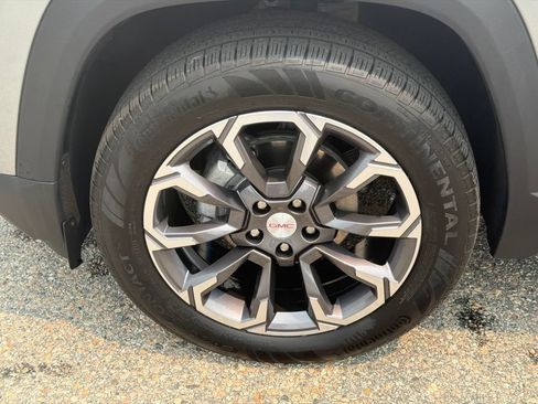 Certified 2025 GMC Terrain Elevation w/ Elevation Premium Package AWD/4WD image 14