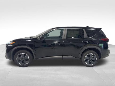 Used 2024 Nissan Rogue SV AWD/4WD image 44