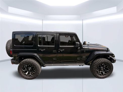 Used 2014 Jeep Wrangler Unlimited Rubicon AWD/4WD image 4
