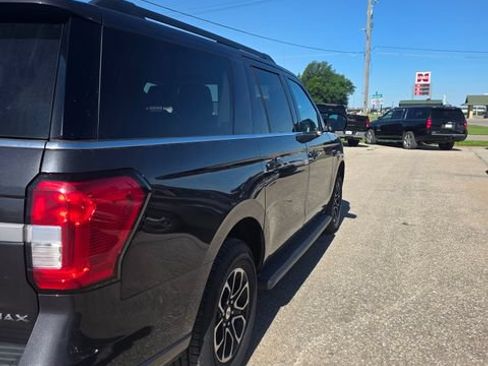 Used 2024 Ford Expedition Max XLT AWD/4WD image 8