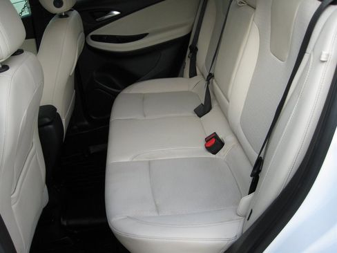 Used 2020 Buick Encore GX Select image 26