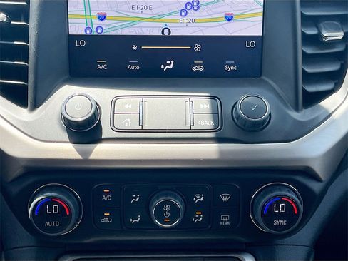 Used 2023 GMC Acadia Denali w/ Denali Ultimate Package image 16