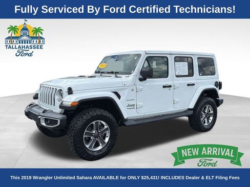 Used 2019 Jeep Wrangler Unlimited Sahara AWD/4WD image 1