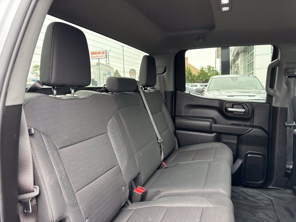 Used 2024 Chevrolet Silverado 1500 Custom w/ LPO, Dark Essentials Package AWD/4WD image 21
