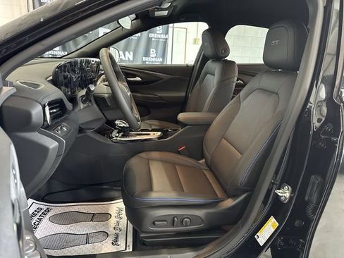 New 2026 Buick Envista Sport Touring w/ Convenience I Package image 18