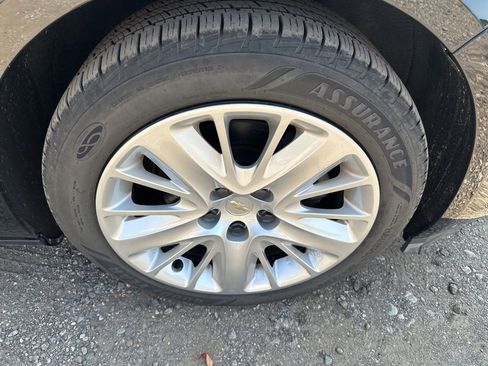 Used 2018 Chevrolet Impala LS image 9