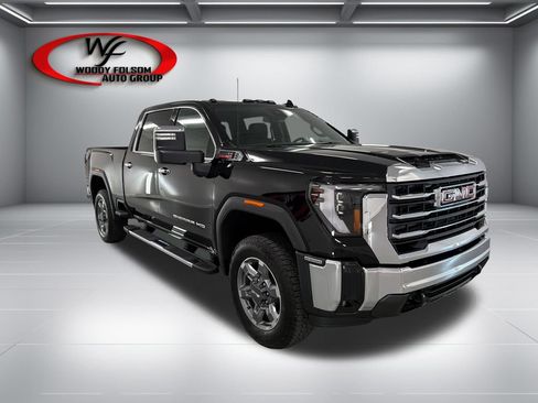 New 2026 GMC Sierra 2500 SLT AWD/4WD image 3