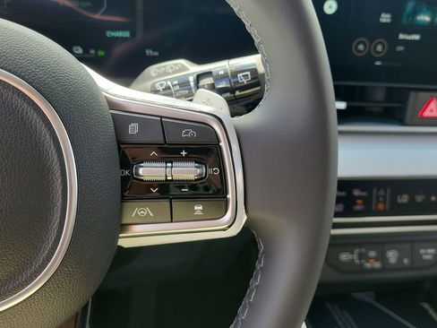 New 2026 Kia Carnival SX image 26