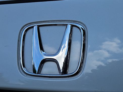 Used 2025 Honda HR-V LX image 29