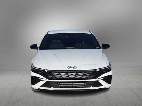 New 2026 Hyundai Elantra Sport image 3