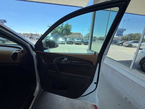 Used 2014 Buick Enclave Premium w/ Trailering Provision Package FWD image 16