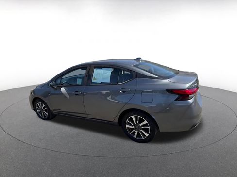 Used 2025 Nissan Versa SV FWD image 10