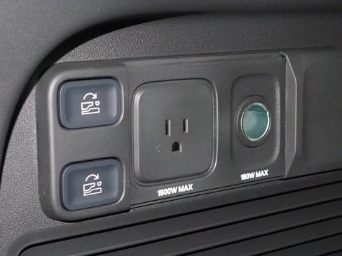 Used 2024 Rivian R1S AWD Adventure image 65