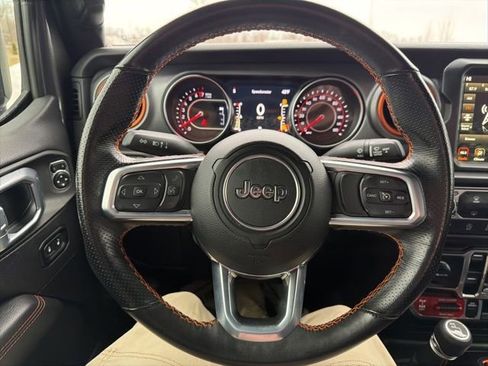 Used 2021 Jeep Gladiator Mojave AWD/4WD image 35