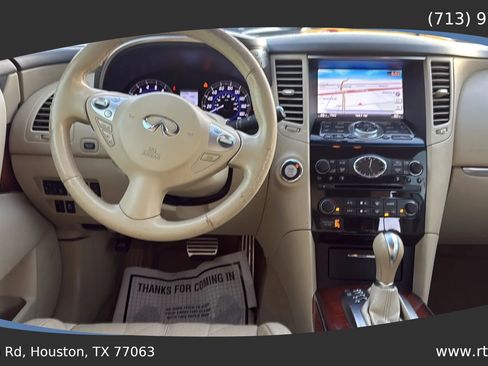 Used 2015 INFINITI QX70 3.7 w/ Premium Package image 34