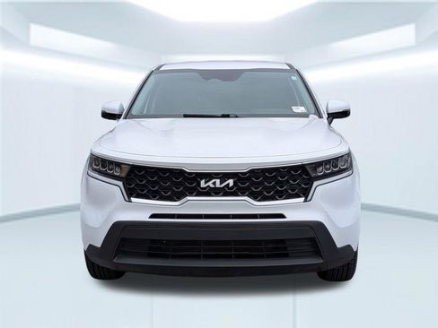 Used 2023 Kia Sorento LX FWD image 10