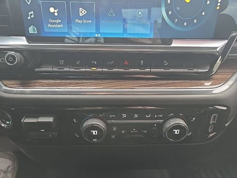 Used 2024 Chevrolet Silverado 2500 LT w/ All Star Edition image 22