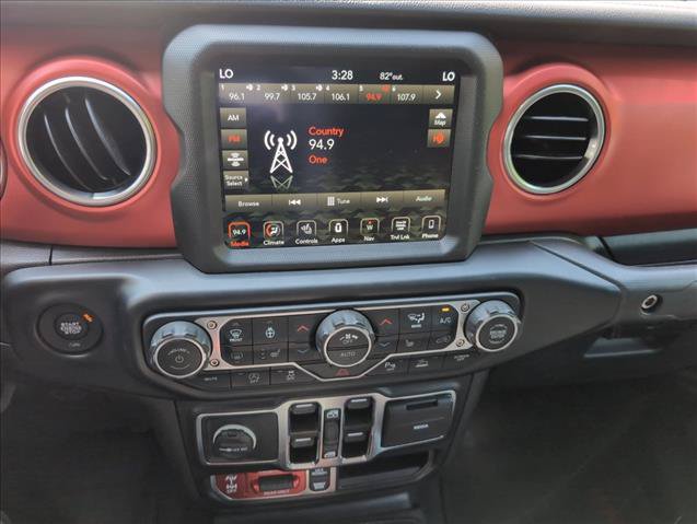 Used 2021 Jeep Gladiator Rubicon AWD/4WD image 16