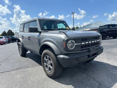 Used 2025 Ford Bronco Big Bend AWD/4WD image 3