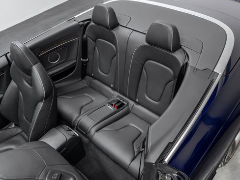 Used 2013 Audi RS 5 Cabriolet image 34