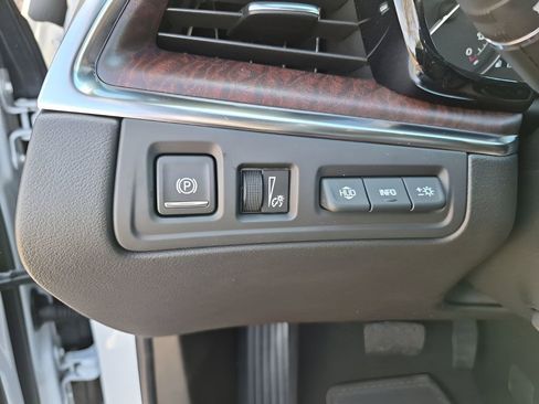New 2026 Cadillac XT5 Premium Luxury w/ Driver Assist Package FWD image 34