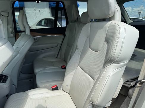Used 2016 Volvo XC90 T6 Inscription image 16