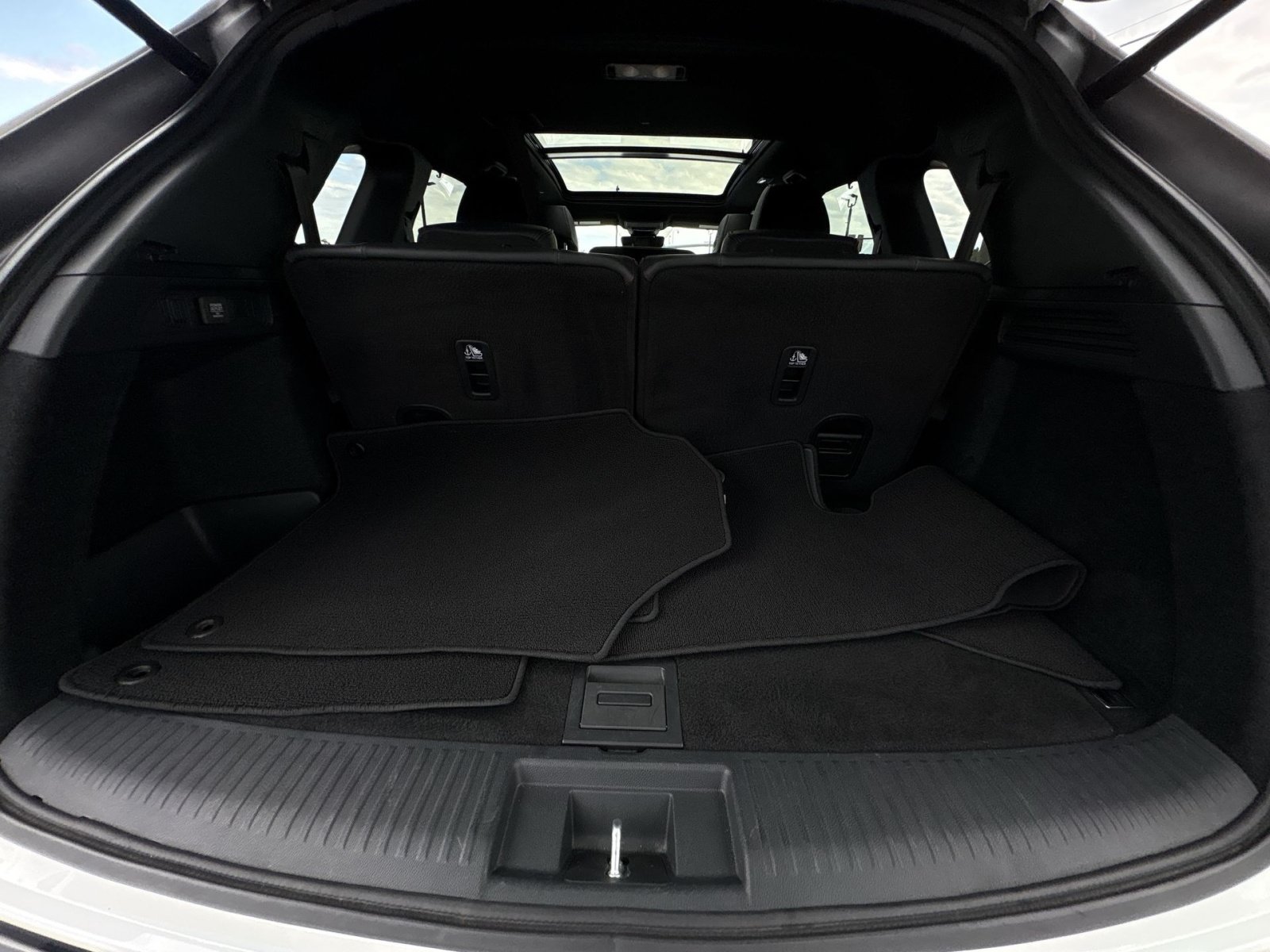 Used 2023 Acura MDX A-Spec AWD/4WD image 27