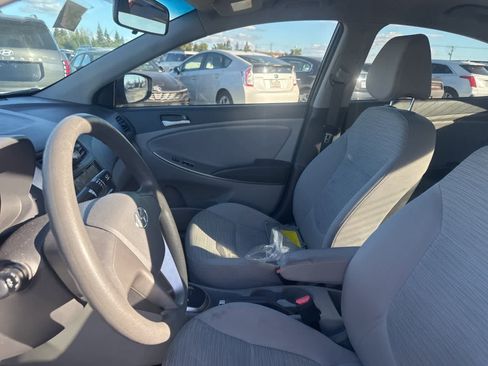 Used 2017 Hyundai Accent SE image 18