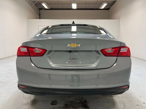 Used 2025 Chevrolet Malibu LS FWD image 10