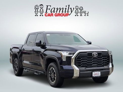 Used 2025 Toyota Tundra SR5 w/ TRD Off-Road Premium Package AWD/4WD image 2