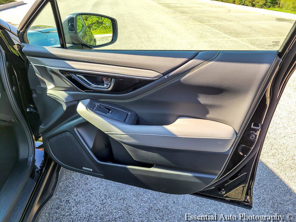 Certified 2025 Subaru Outback Onyx Edition w/ Popular Package #2 AWD/4WD image 31