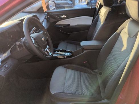 New 2026 Chevrolet Trax LT w/ Driver Confidence Package image 19