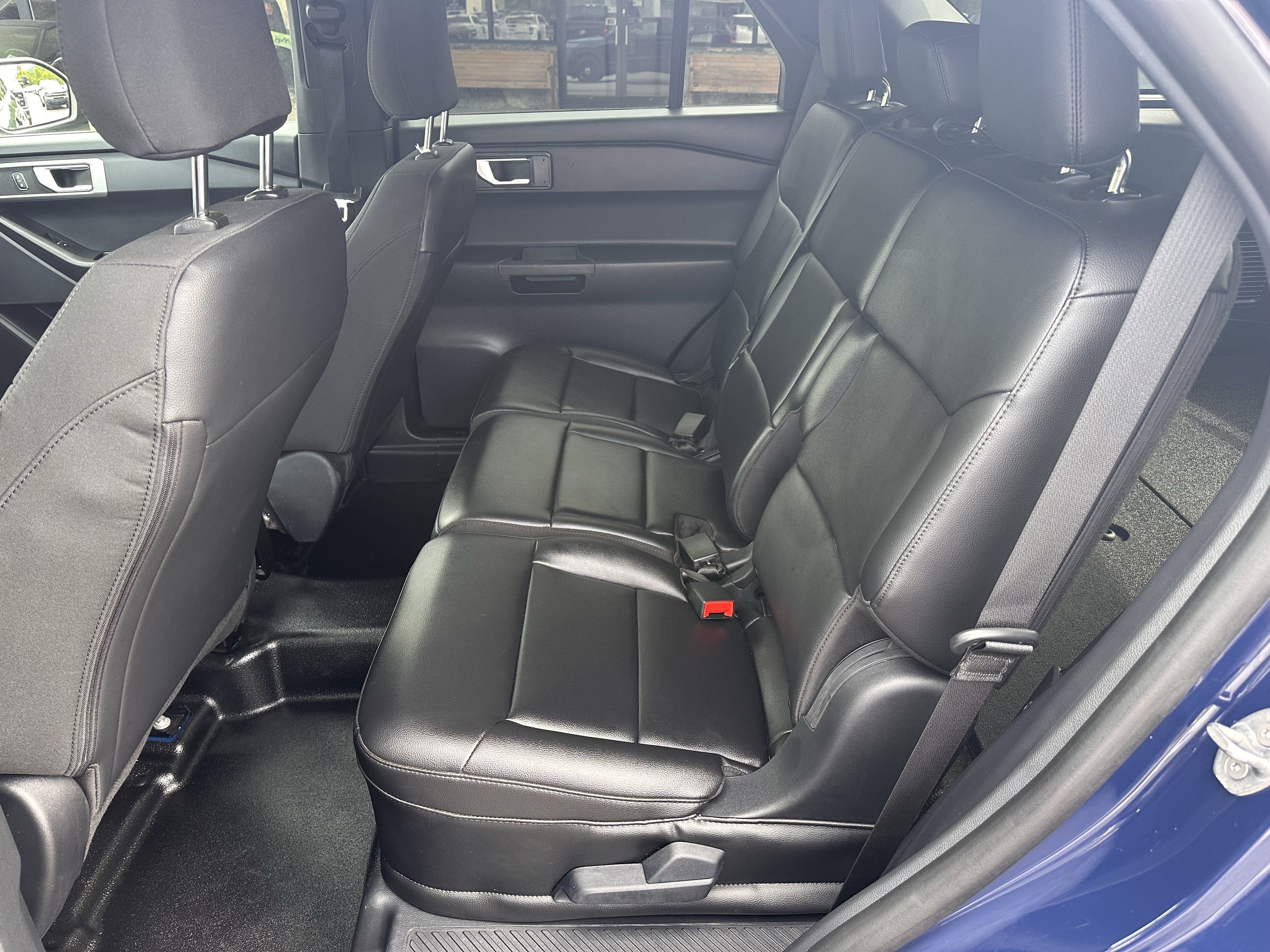 Used 2025 Ford Explorer 4WD Police Interceptor image 14
