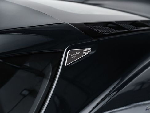 Used 2025 Lotus Emira RWD image 39