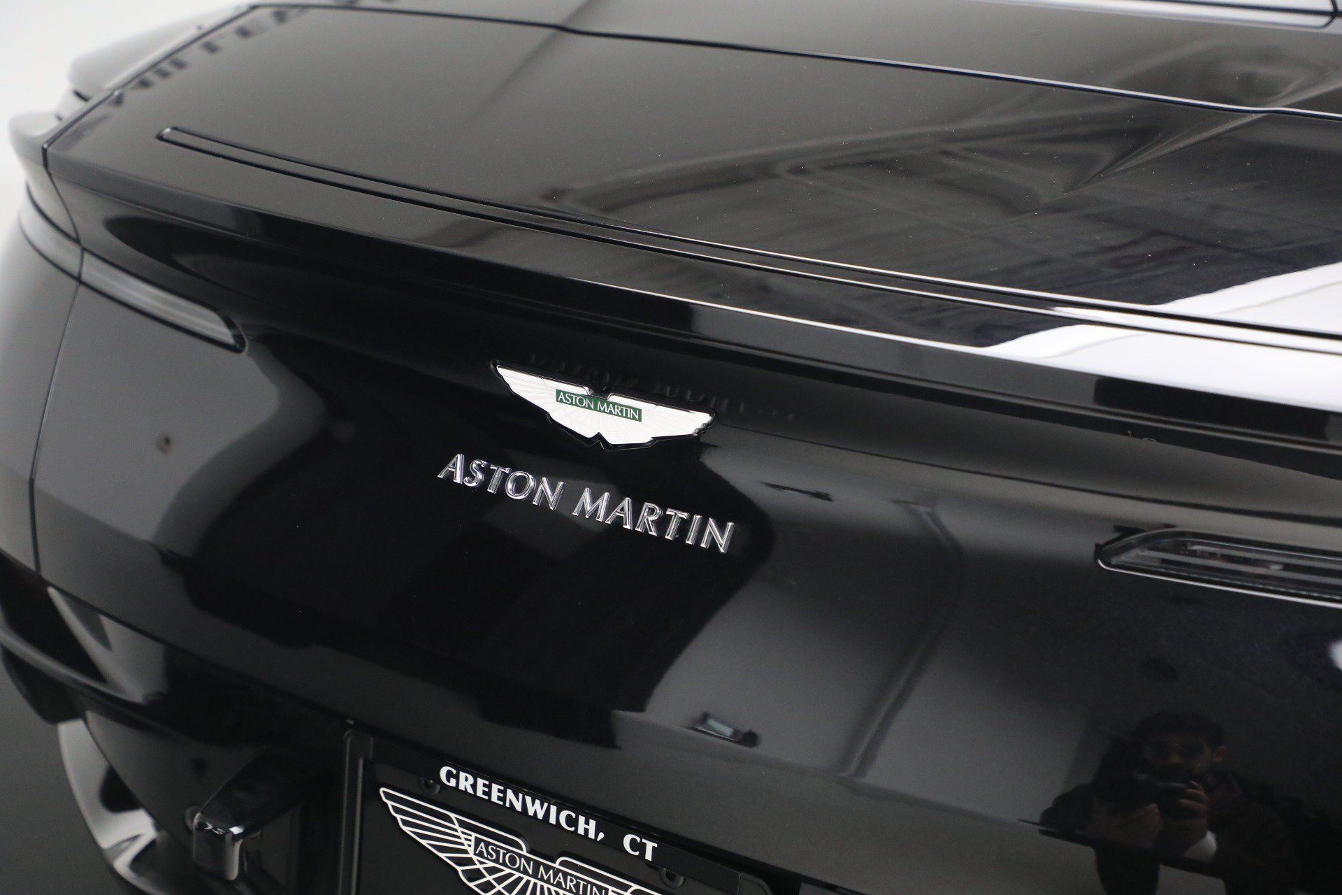 Used 2020 Aston Martin DB11 Volante RWD image 41